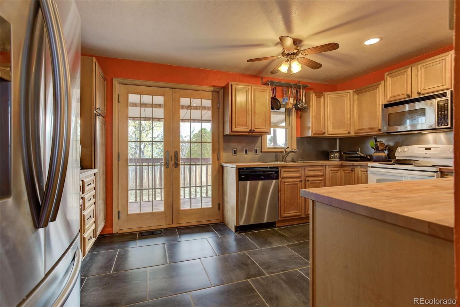 4592 Frankfort Way Denver, CO 80239 - Photo 11 of 35