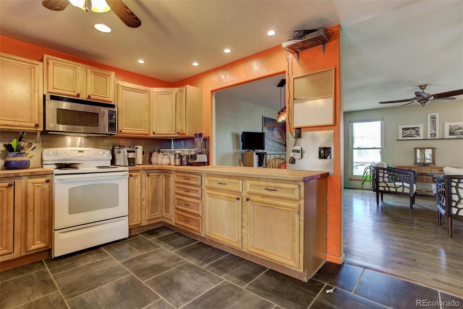 4592 Frankfort Way Denver, CO 80239 - Photo 12 of 35