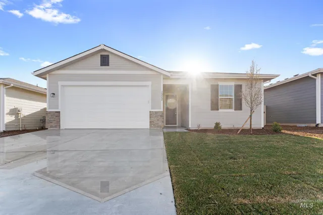 $364,990 | 820 East Exploration Drive, Kuna, ID 83634