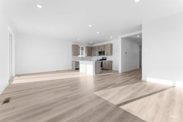 $364,990 | 820 East Exploration Drive, Kuna, ID 83634