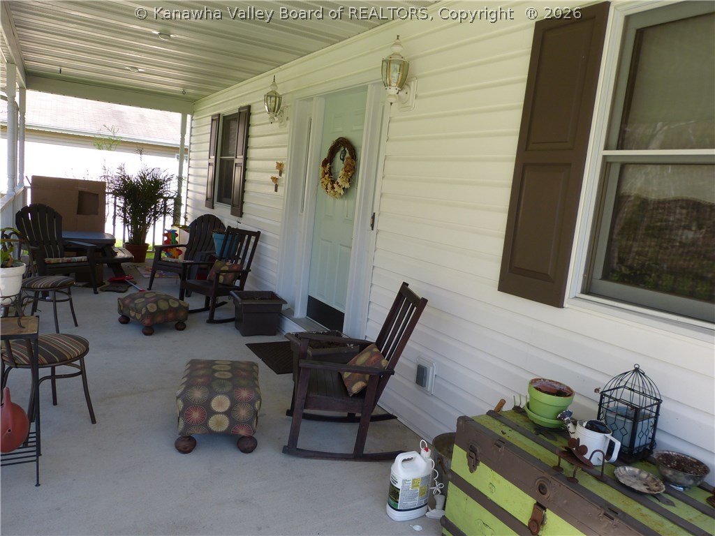 1964 Quick Road Elkview, WV 25071 - Photo 2 of 17 Gallery Image 2
