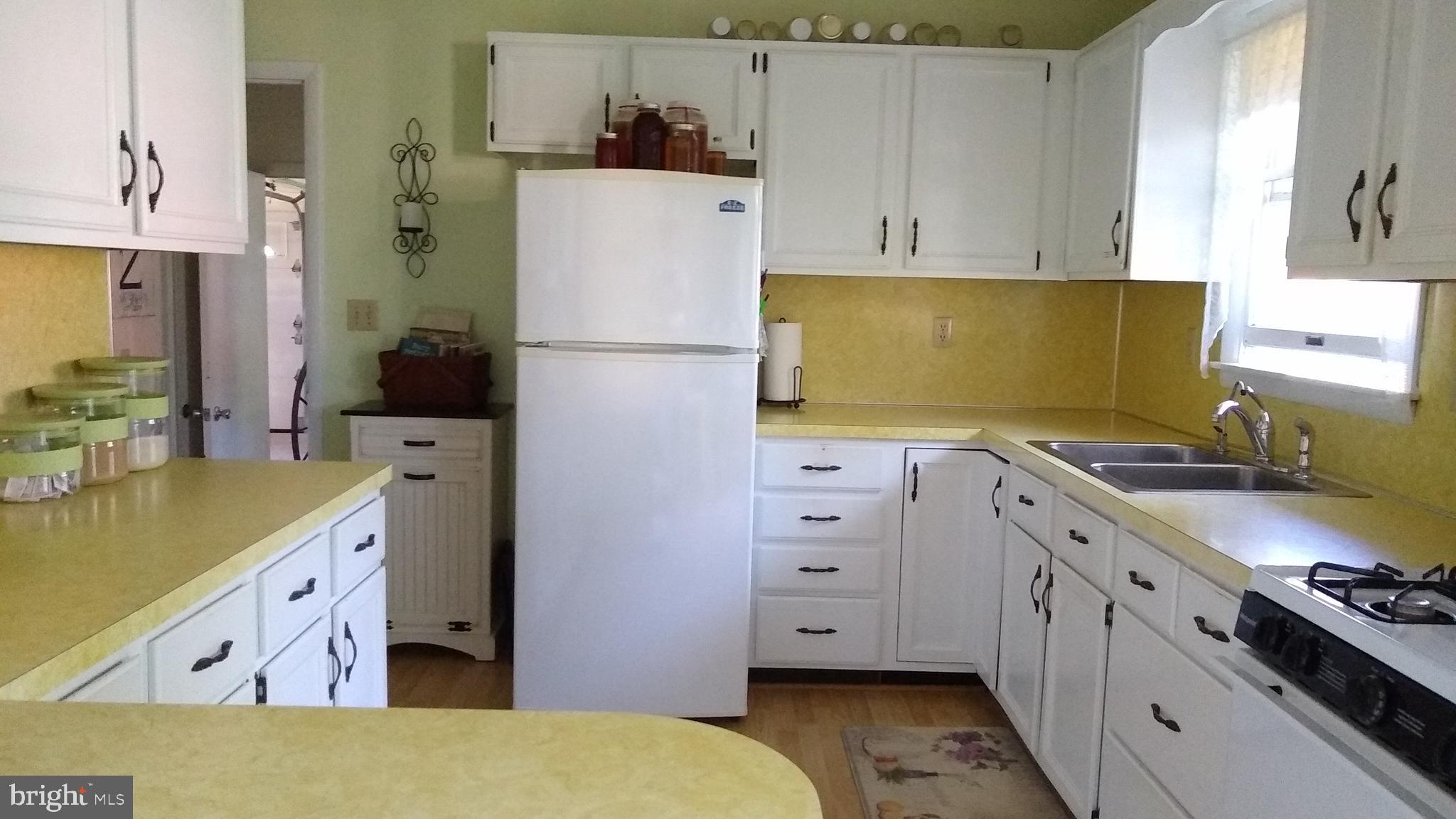 425 South Belmont Road Paradise, PA 17562 - Photo 2 of 46 Gallery Image 2