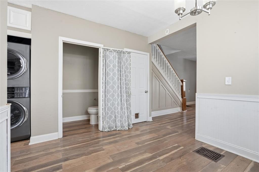 233 Edith Street Pittsburgh, PA 15211 - Photo 9 of 23 Main Floor 1/2 bath