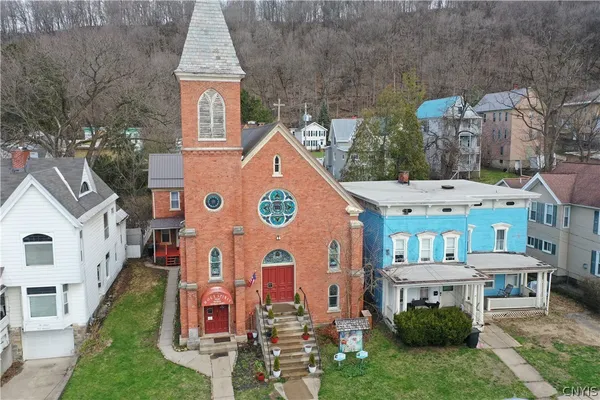 $749,000 | 618 East Gansevoort Street, Little Falls, NY 13365