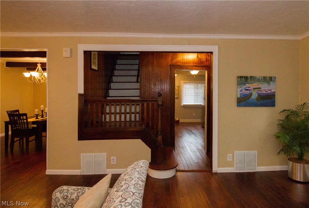 869 Beverly Road Cleveland Heights, OH 44121 - Photo 16 of 19 Gallery Image 16
