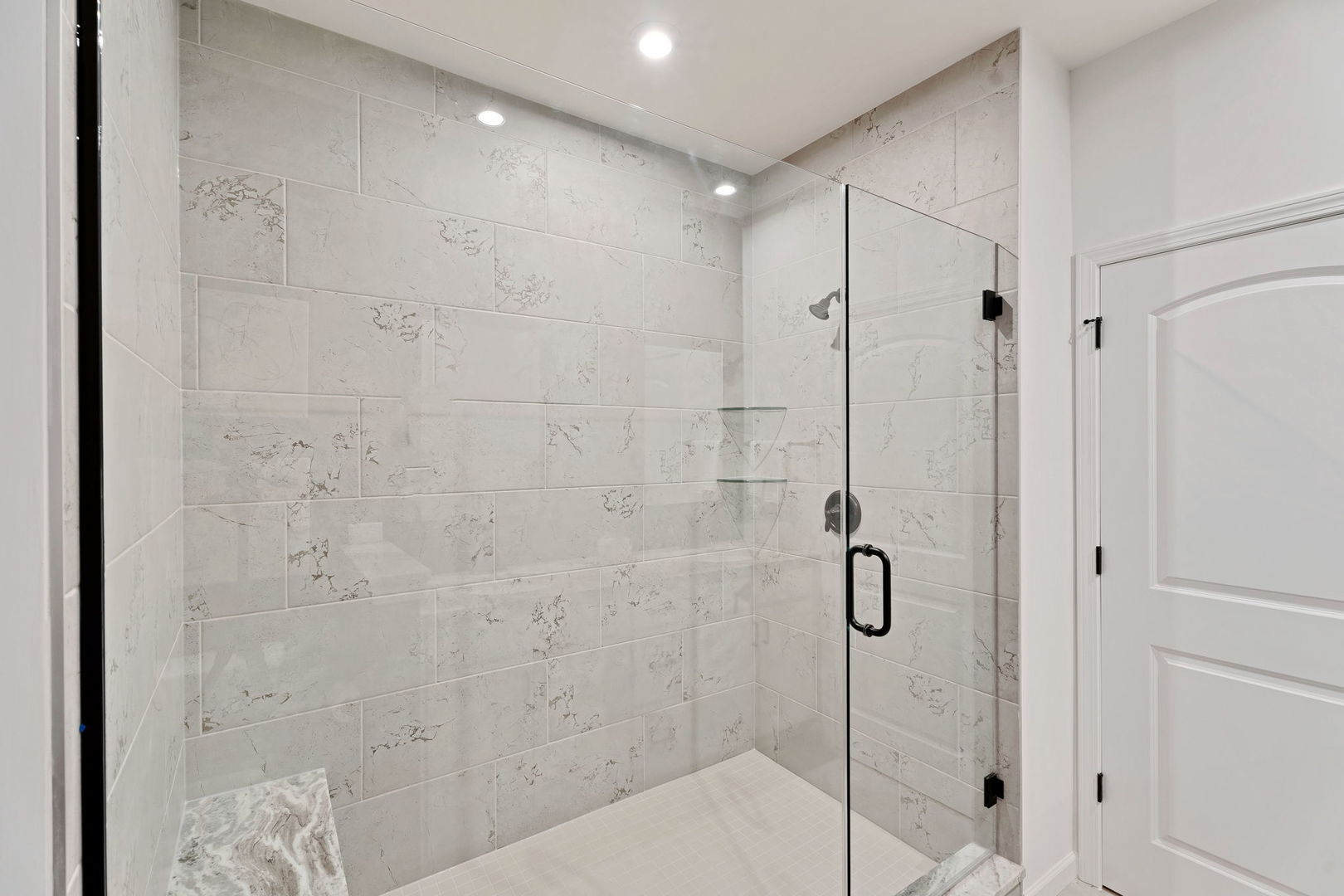 1035 Quarry Court, Unit 9 West Chicago, IL 60185 - Photo 21 of 23 a bathroom with a shower