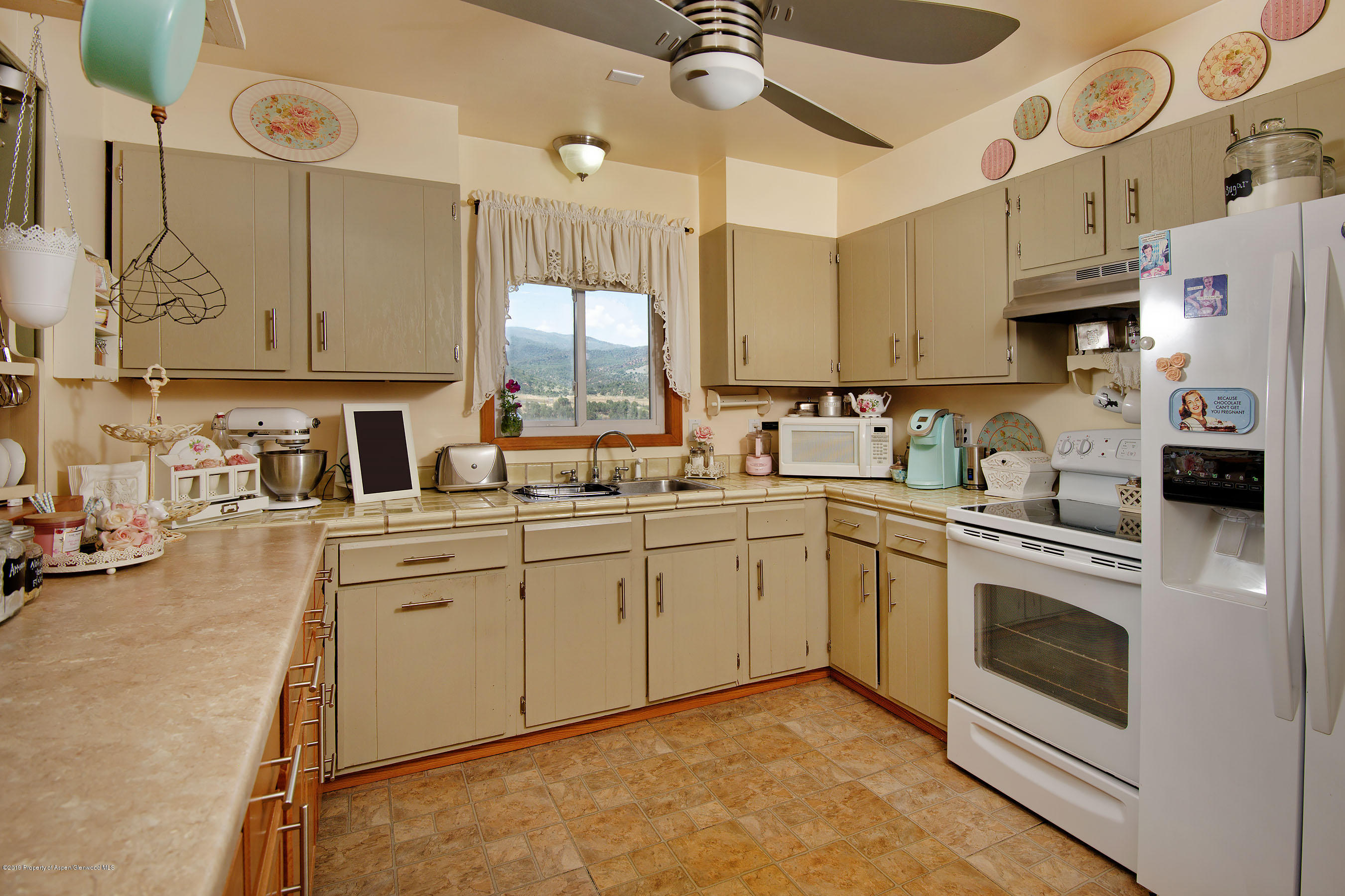 780 7 Oaks Road Carbondale, CO 81623 - Photo 6 of 29 780SevenOaks_DASH017