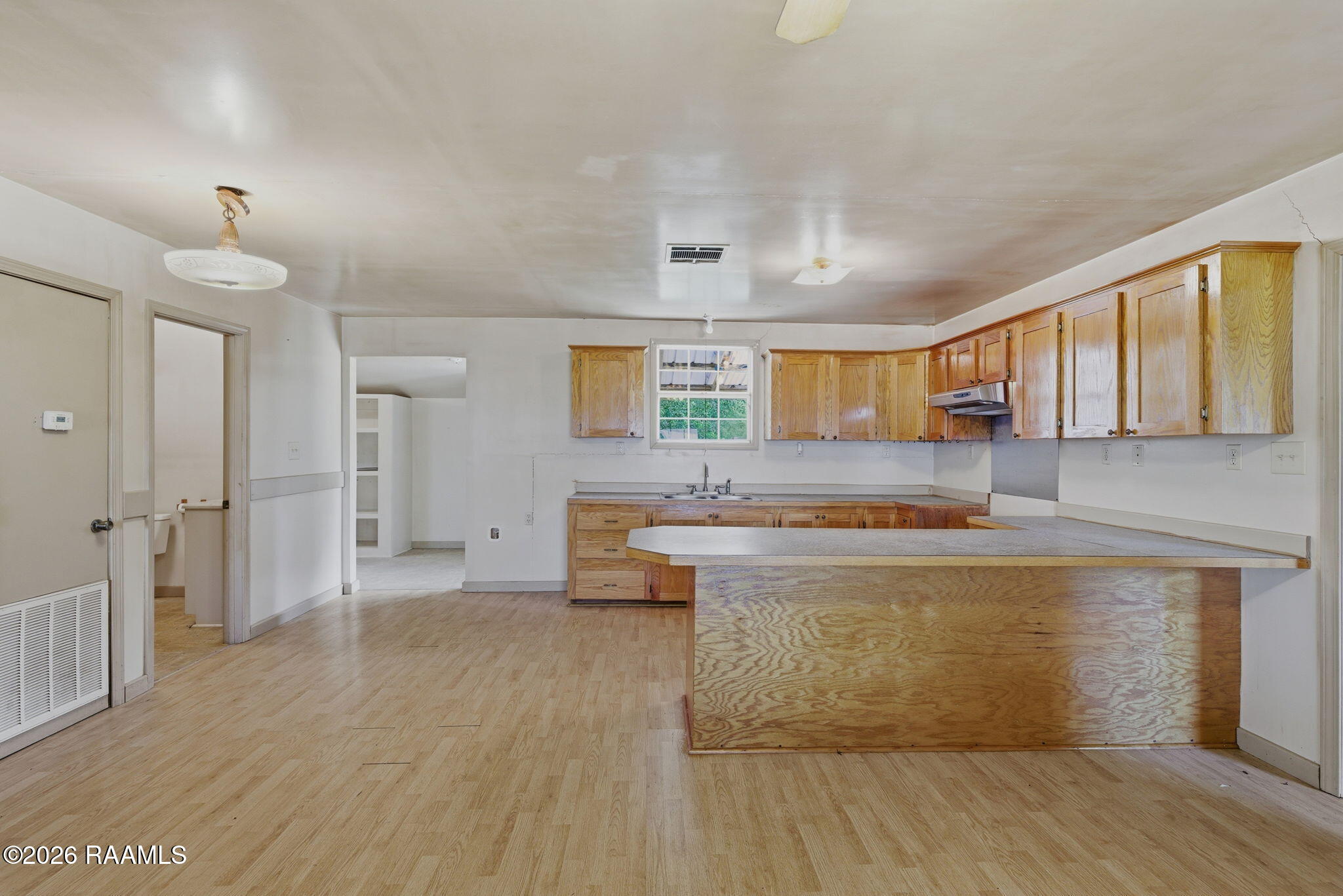 402 Fruge Street Mermentau, LA 70556 - Photo 3 of 12 7-web-or-mls-HC6A8435