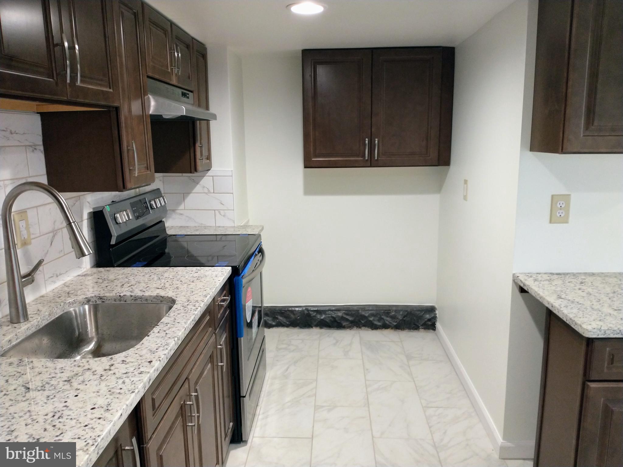 3525 Fremont Street Reading, PA 19605 - Photo 16 of 34 GRANITE