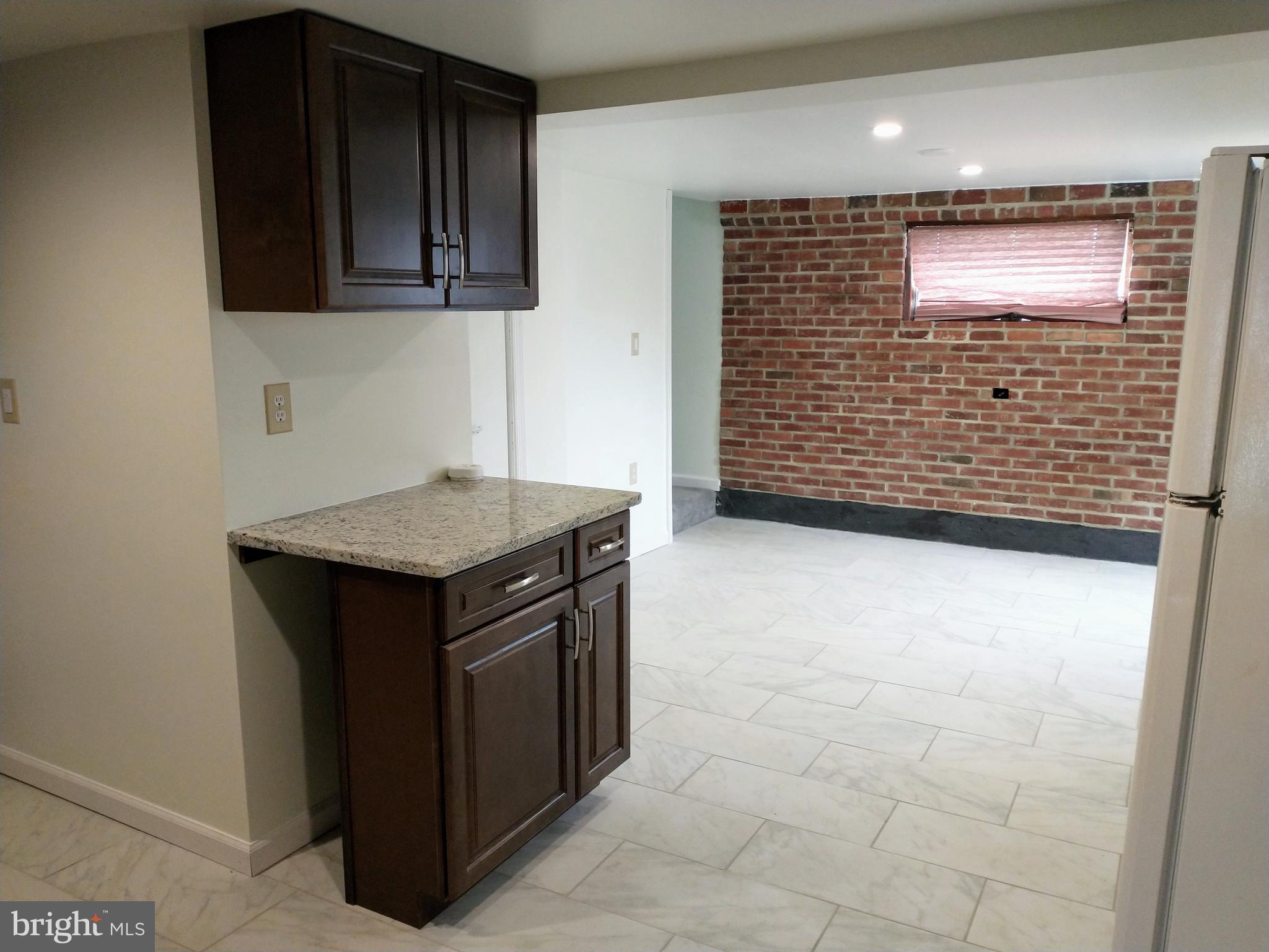 3525 Fremont Street Reading, PA 19605 - Photo 18 of 34 DINING ROOM VIEW