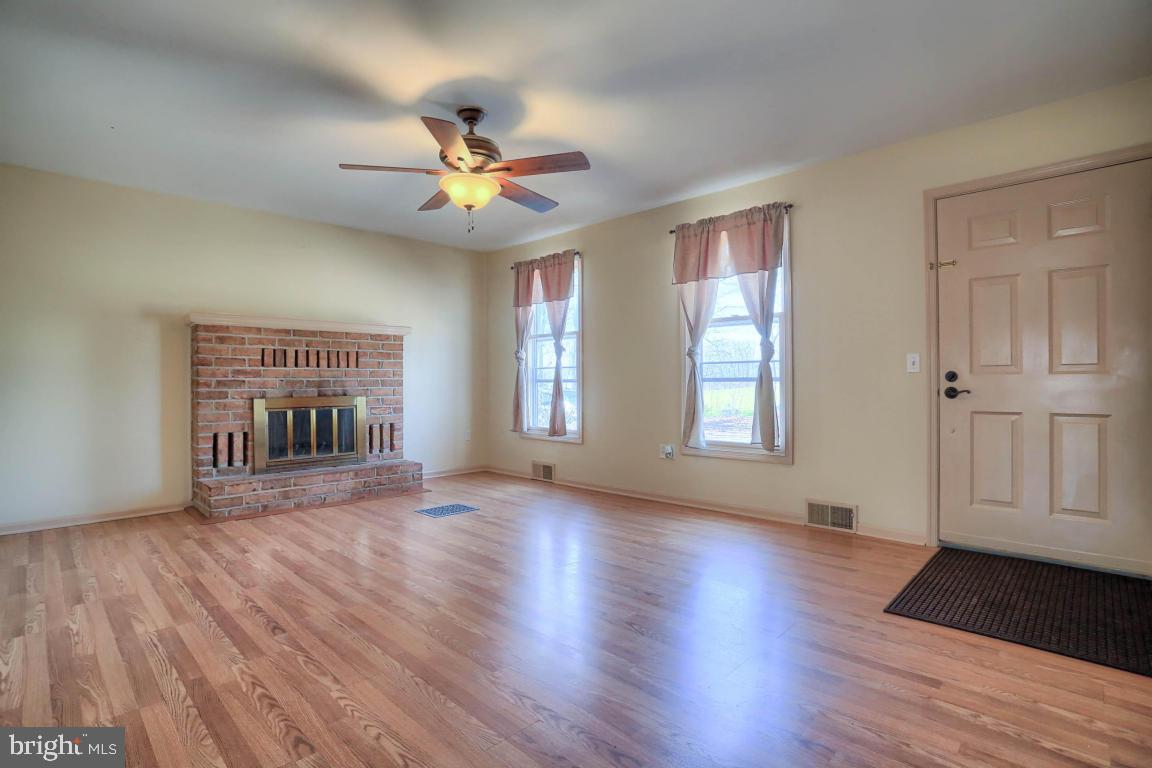 5250 Waltersdorff Road Spring Grove, PA 17362 - Photo 2 of 51