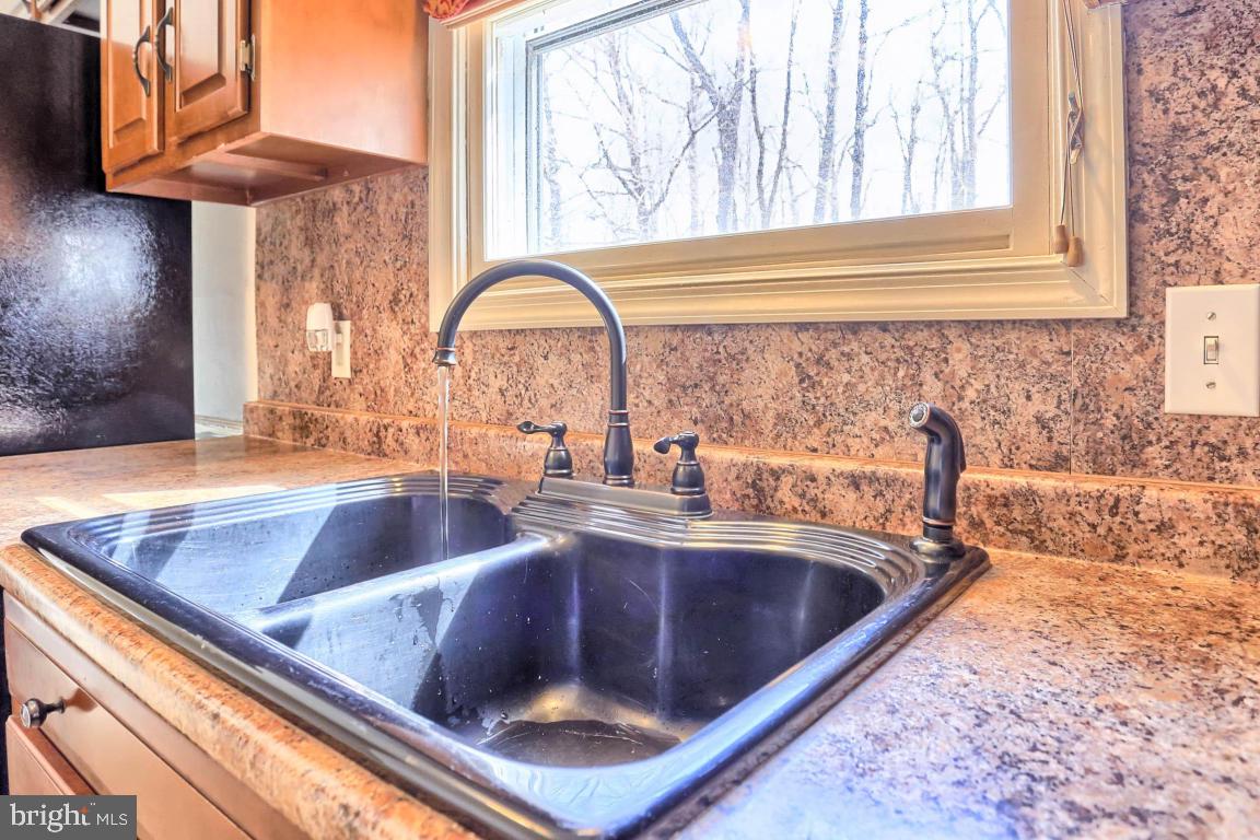 5250 Waltersdorff Road Spring Grove, PA 17362 - Photo 11 of 51