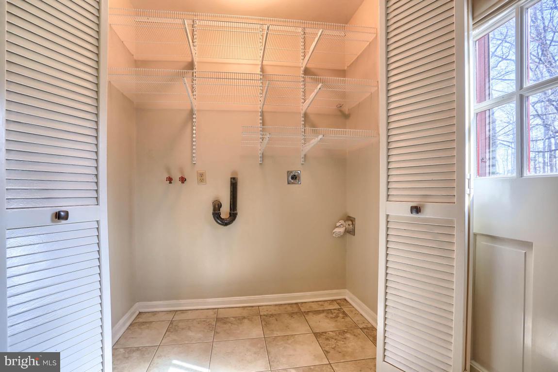 5250 Waltersdorff Road Spring Grove, PA 17362 - Photo 12 of 51