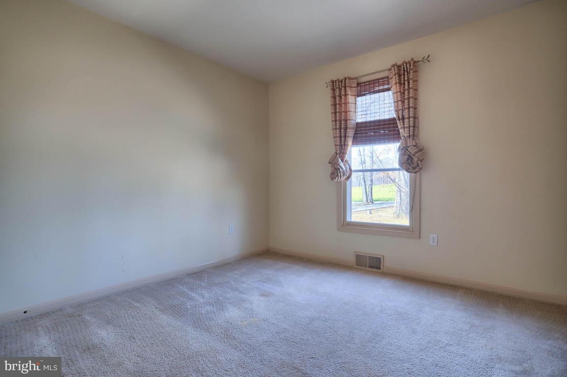 5250 Waltersdorff Road Spring Grove, PA 17362 - Photo 24 of 51