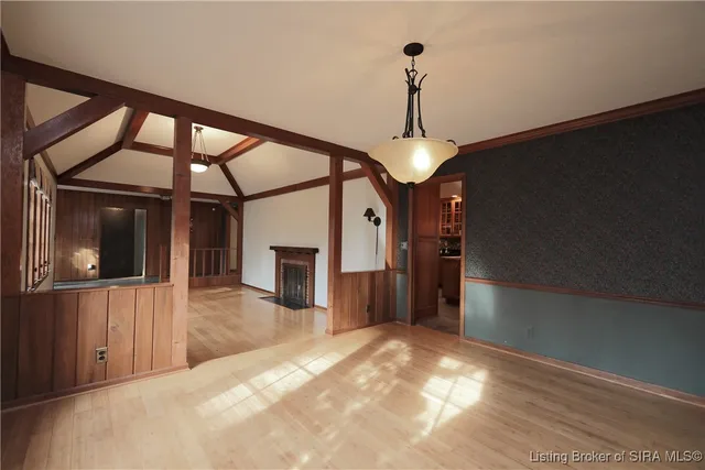 $465,000 | 8508 Highway 150, Greenville, IN 47124