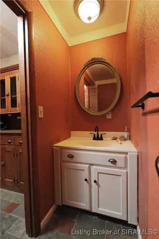 $465,000 | 8508 Highway 150, Greenville, IN 47124