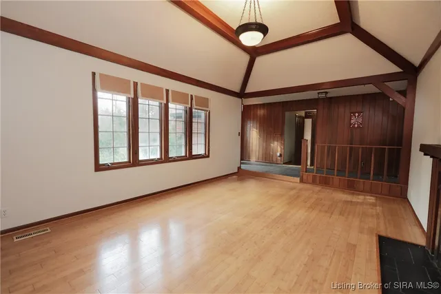 $465,000 | 8508 Highway 150, Greenville, IN 47124