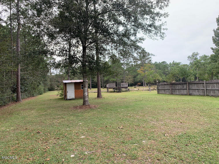13149 Williams Road Gulfport, MS 39503 - Photo 6 of 41 05