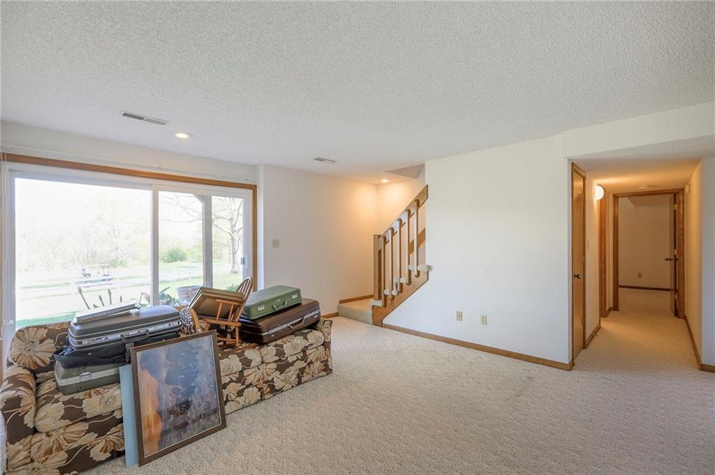 8409 Westridge Road Raytown, MO 64138 - Photo 19 of 23