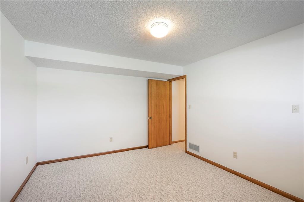 8409 Westridge Road Raytown, MO 64138 - Photo 23 of 23