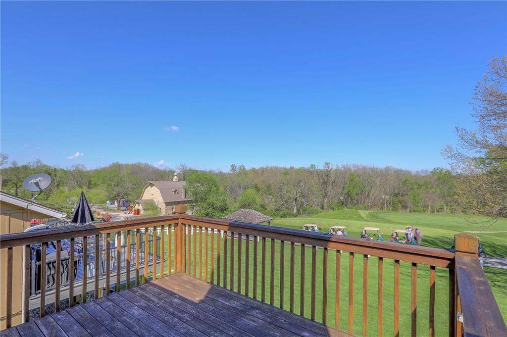 8409 Westridge Road Raytown, MO 64138 - Photo 4 of 23