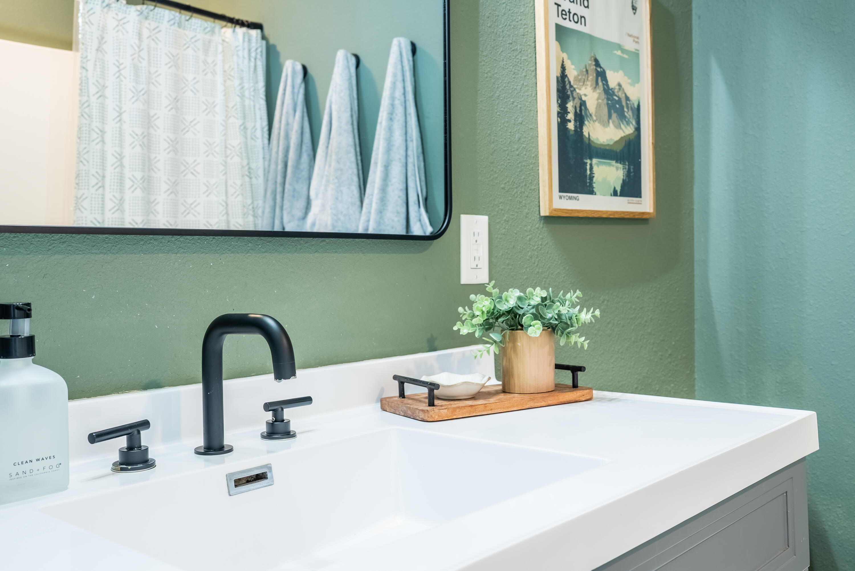 1 Merrill Crest Drive Madison, WI 53705 - Photo 10 of 17 Bathroom