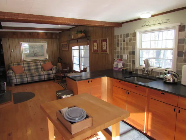 $63,000 | 2036 Highway 30, Jamaica, VT 05343