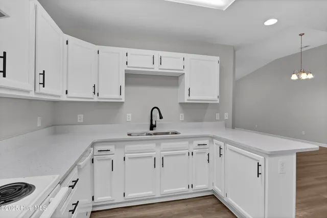 $1,800 | 7413 Thais Trail, Wilmington, NC 28411