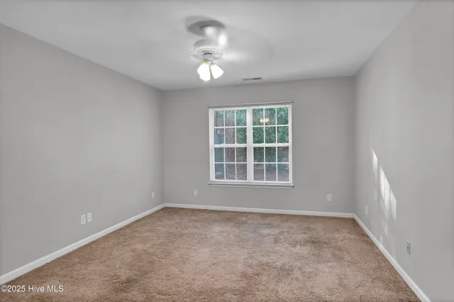 $1,800 | 7413 Thais Trail, Wilmington, NC 28411