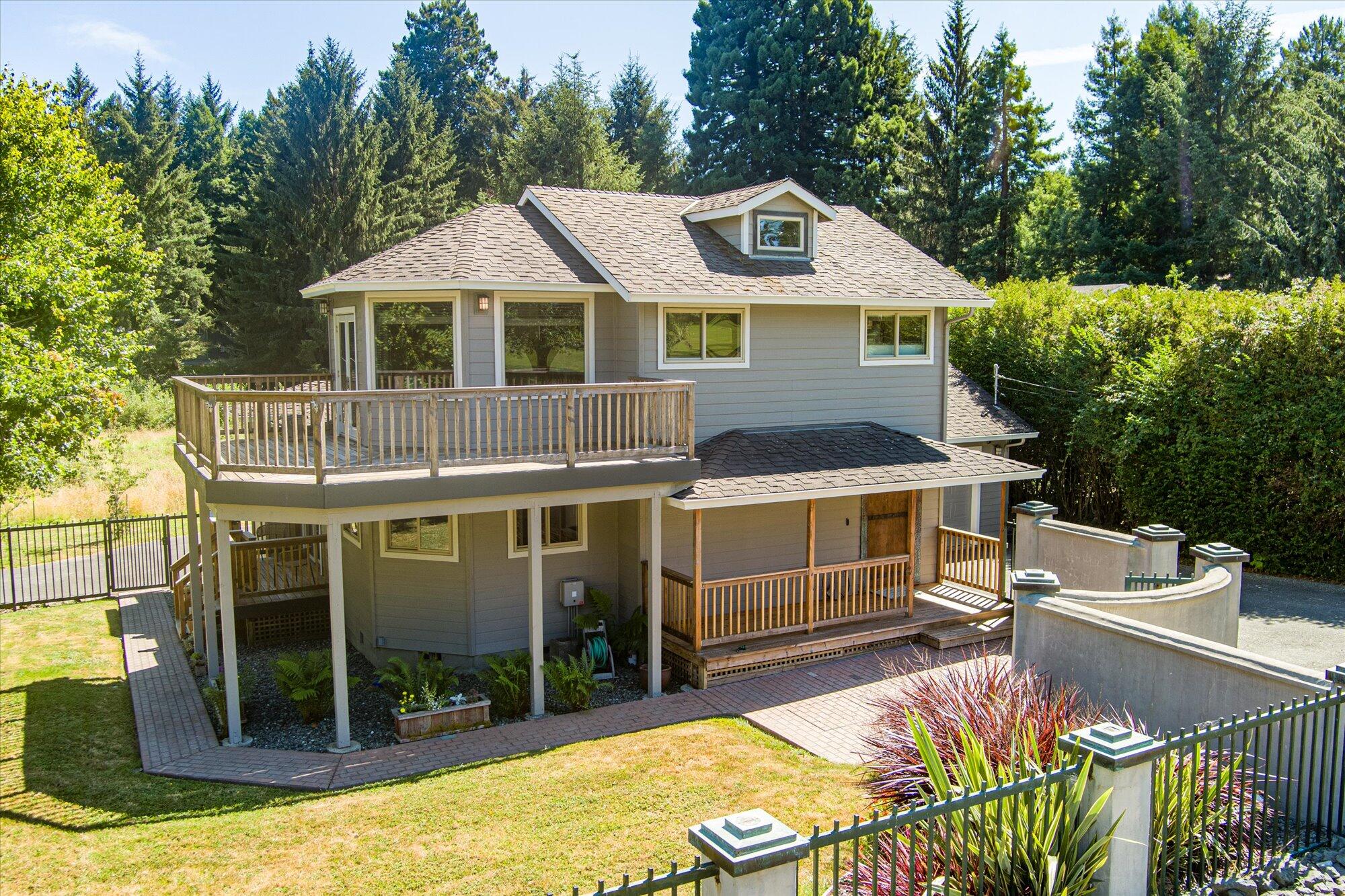 2548 Golf Course Road Arcata, CA 95521 - Photo 3 of 61 Gallery Image 3