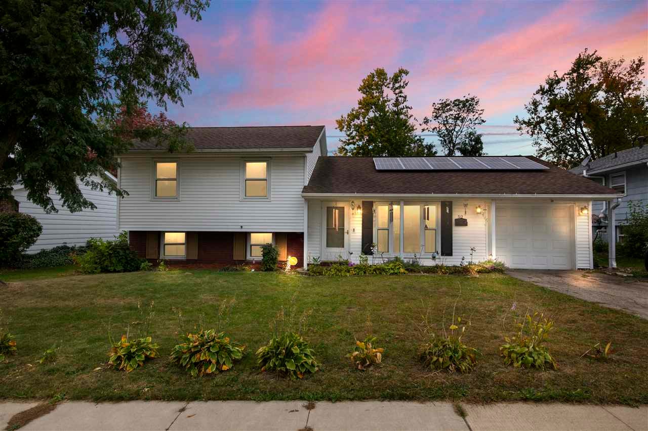 52 West Post Road Northwest Cedar Rapids, IA 52405 - Photo 1 of 20 Gallery Image 1