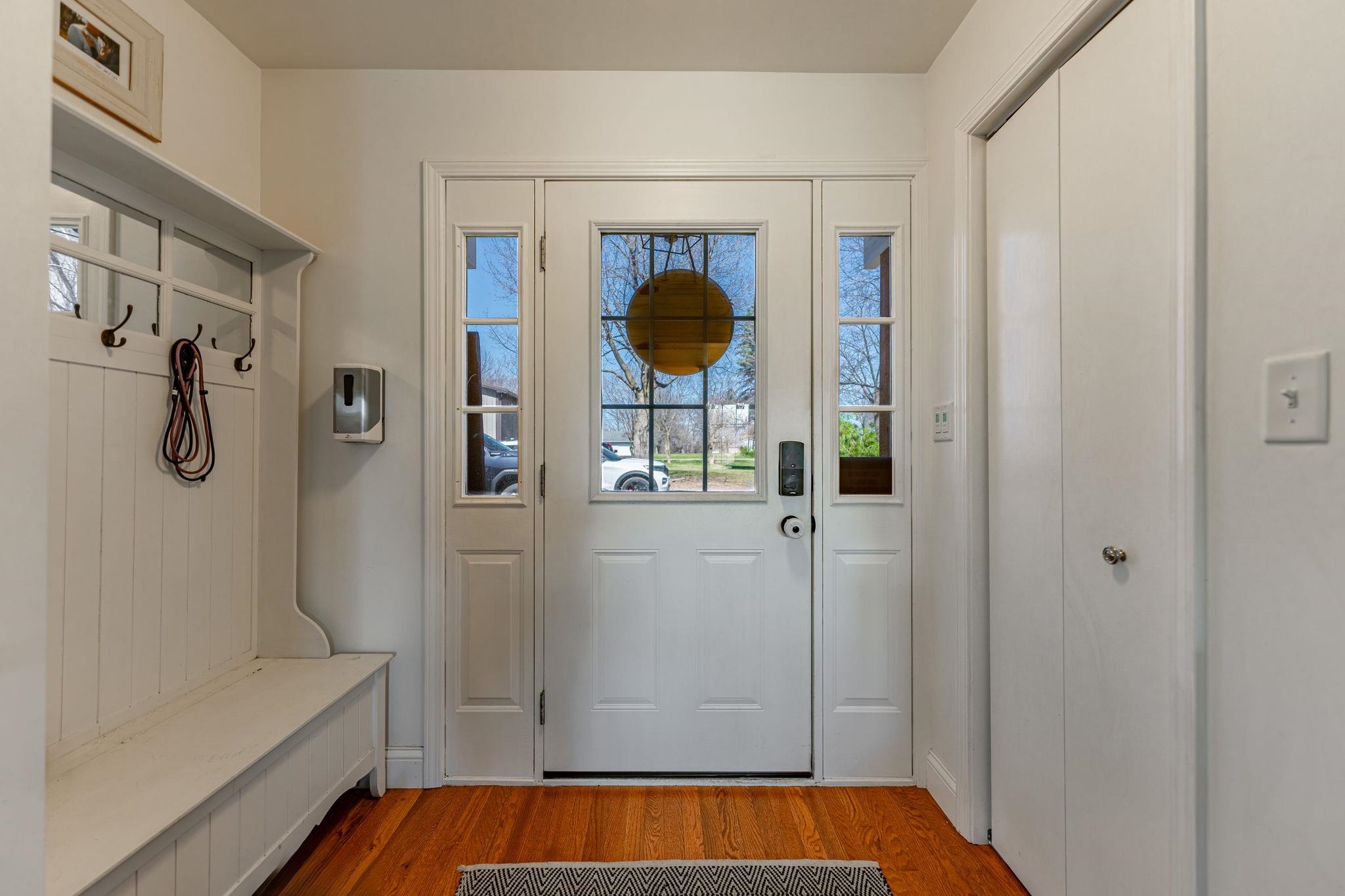 6912 Elevator Road Roscoe, IL 61073 - Photo 5 of 43 a bathroom with a tub and shower