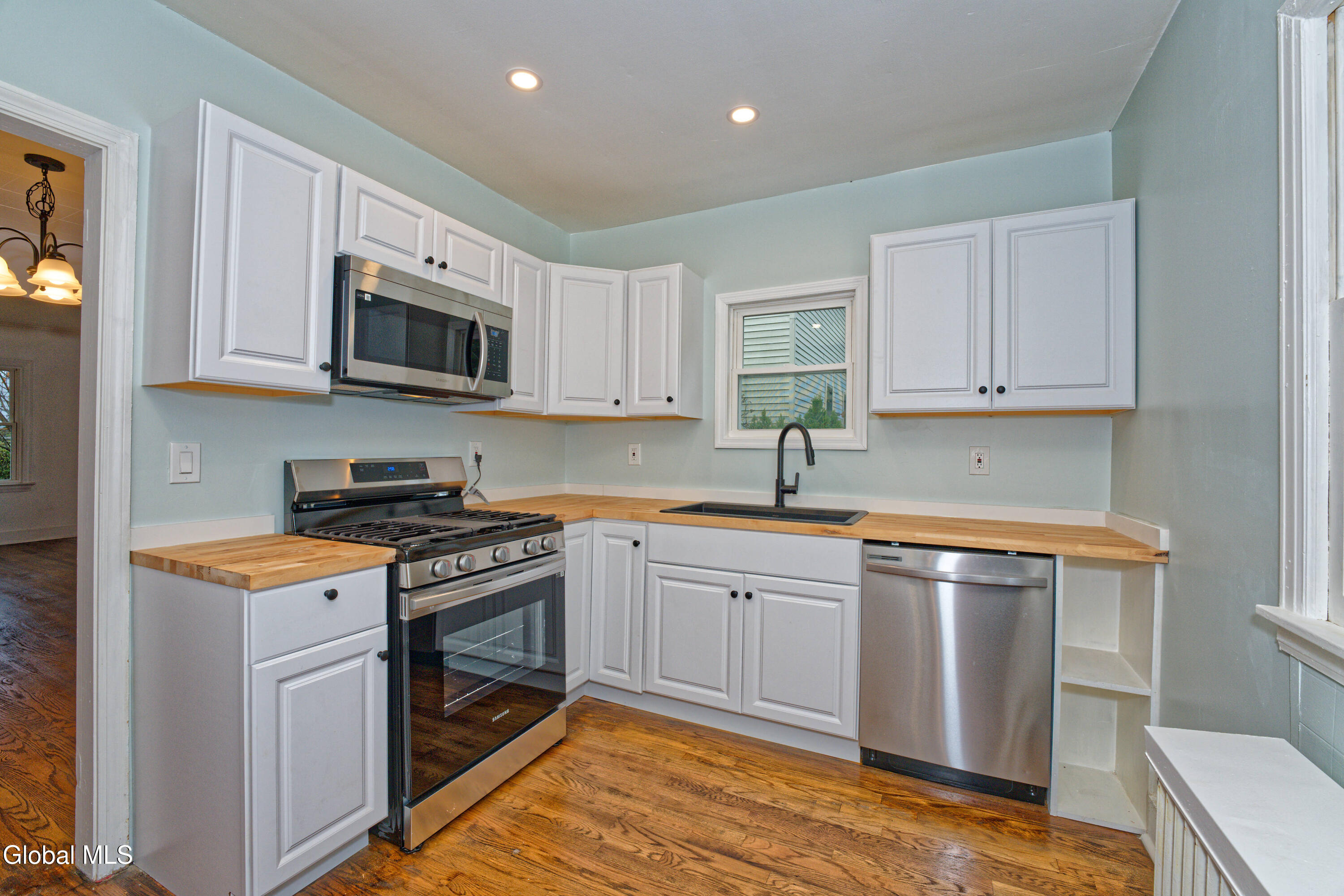 11 Victoria Avenue Brunswick, NY 12180 - Photo 15 of 43 3 Kitchen 3