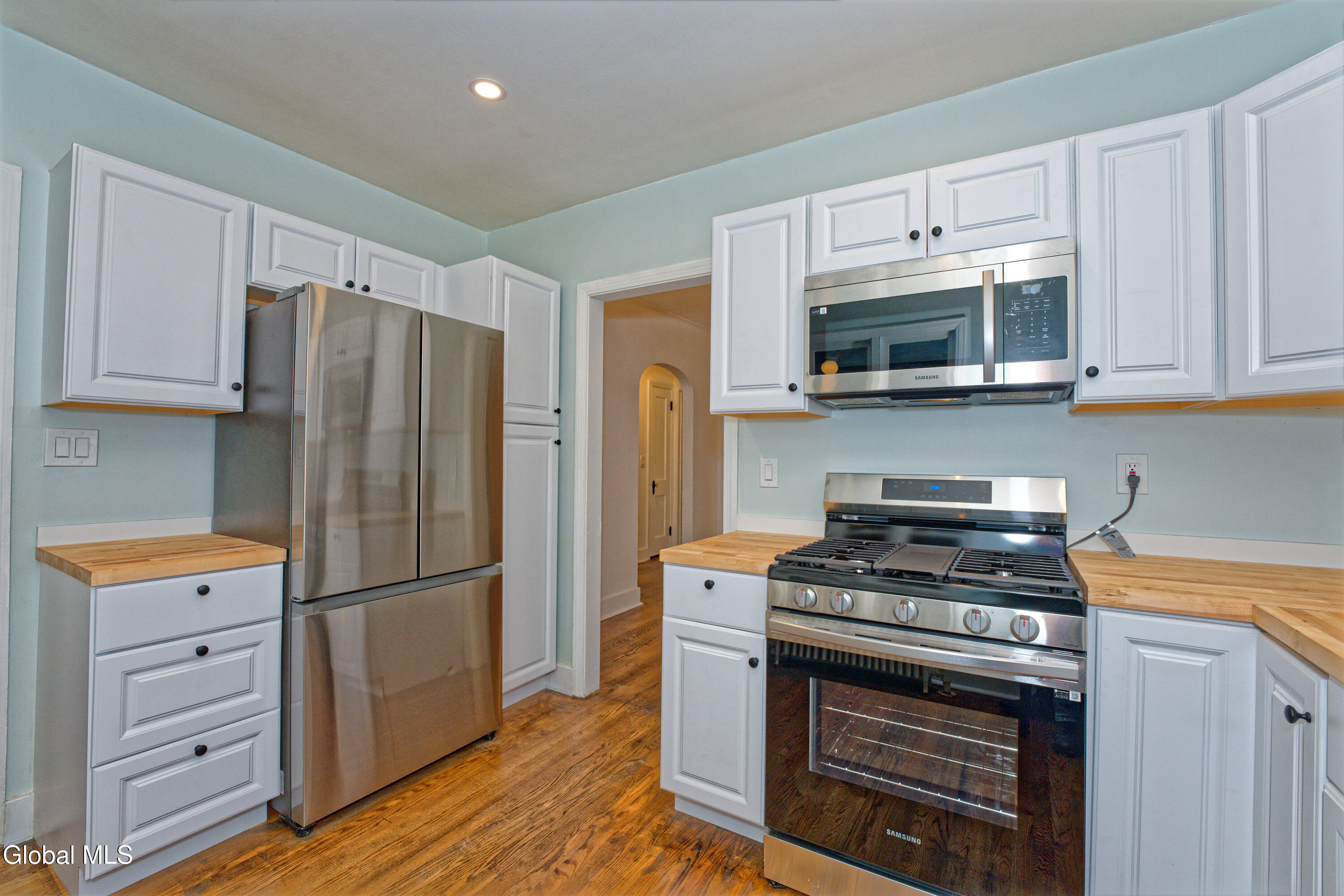 11 Victoria Avenue Brunswick, NY 12180 - Photo 16 of 43 3 Kitchen 4
