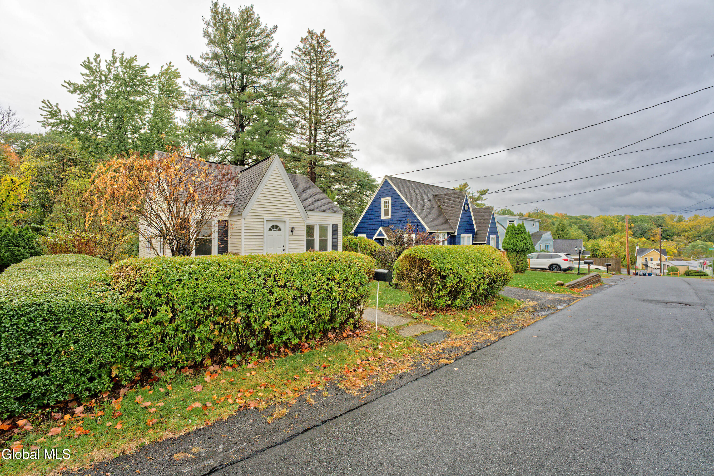11 Victoria Avenue Brunswick, NY 12180 - Photo 2 of 43 0 Front 2