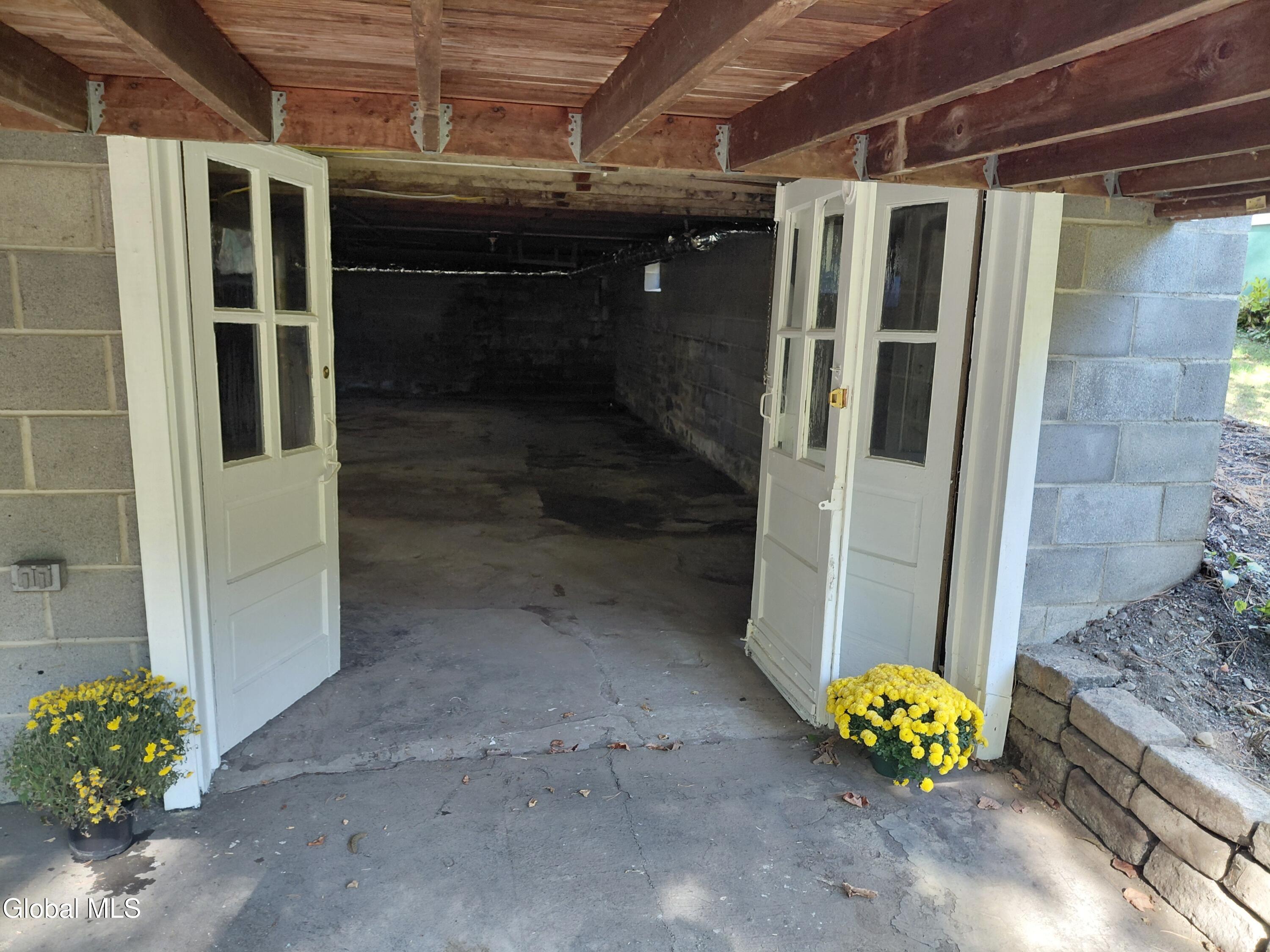 11 Victoria Avenue Brunswick, NY 12180 - Photo 33 of 43 1000000075