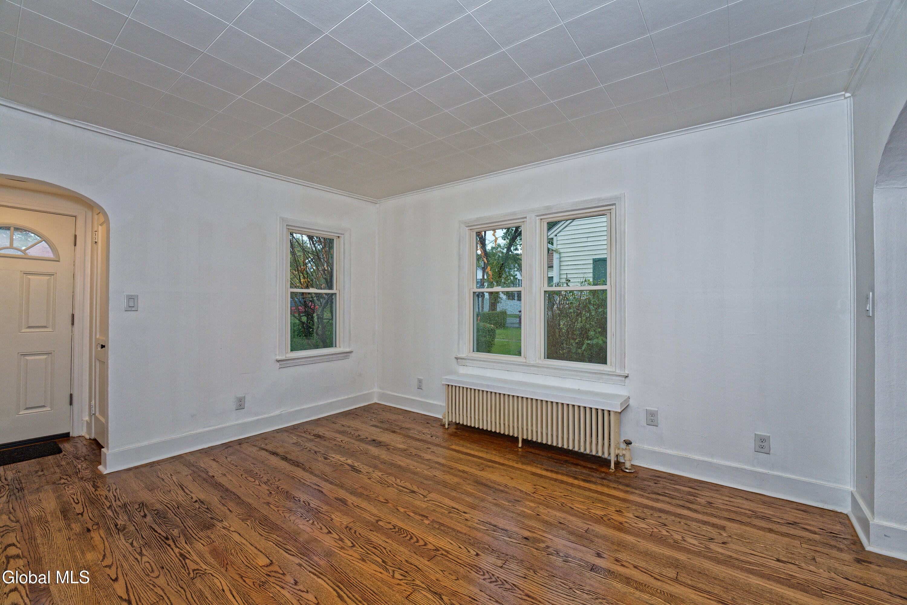 11 Victoria Avenue Brunswick, NY 12180 - Photo 8 of 43 1 Livingroom 5