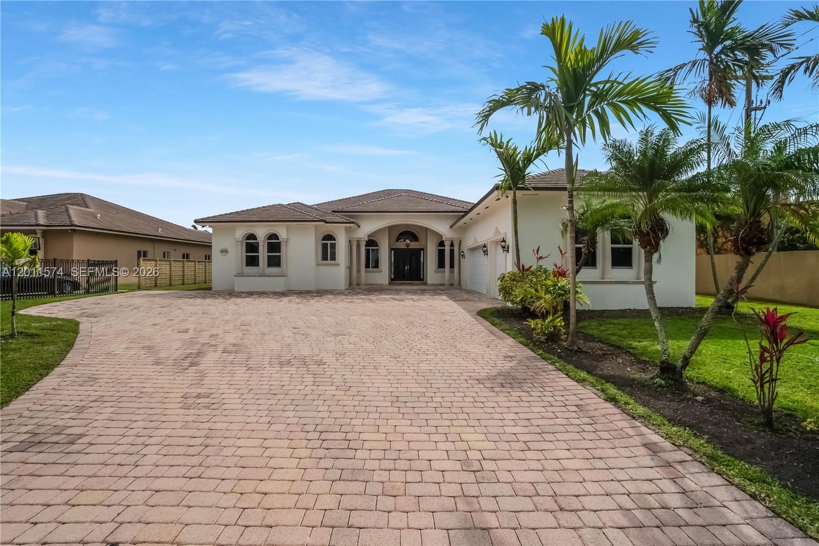 4025 Southwest 128th Avenue Miami, FL 33175 - Photo 2 of 93
