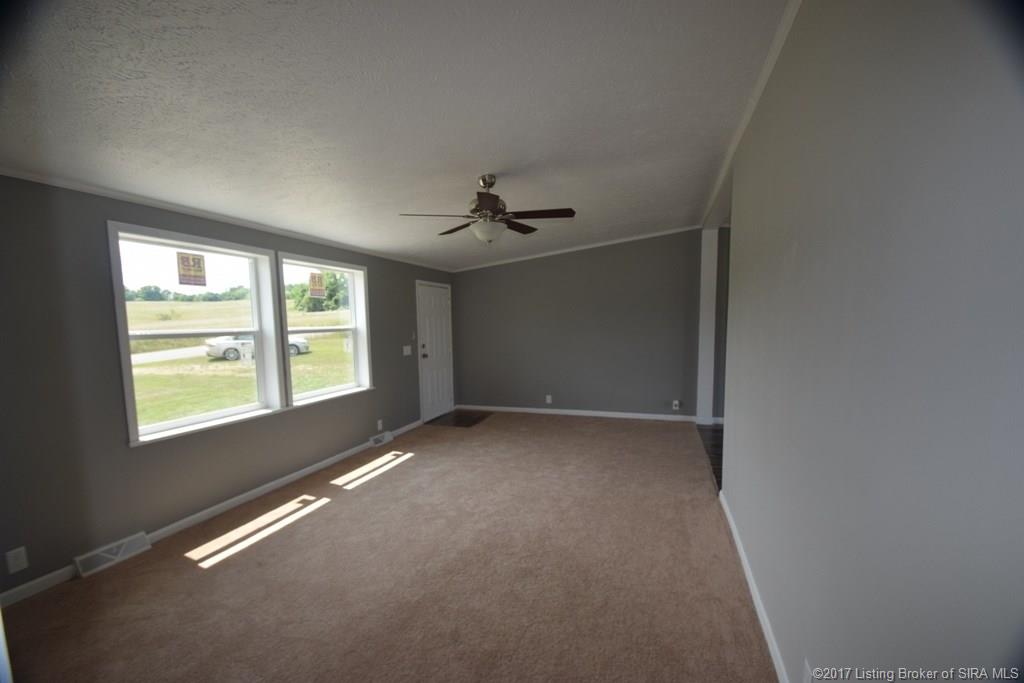 2945 East Crothersville Road Austin, IN 47102 - Photo 4 of 99 Gallery Image 4