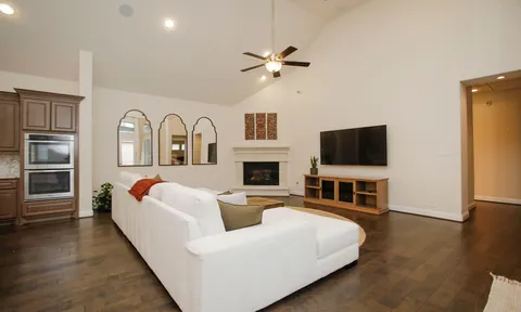 $465,000 | 8823 Leaning Hollow Lane, Spring, TX 77379