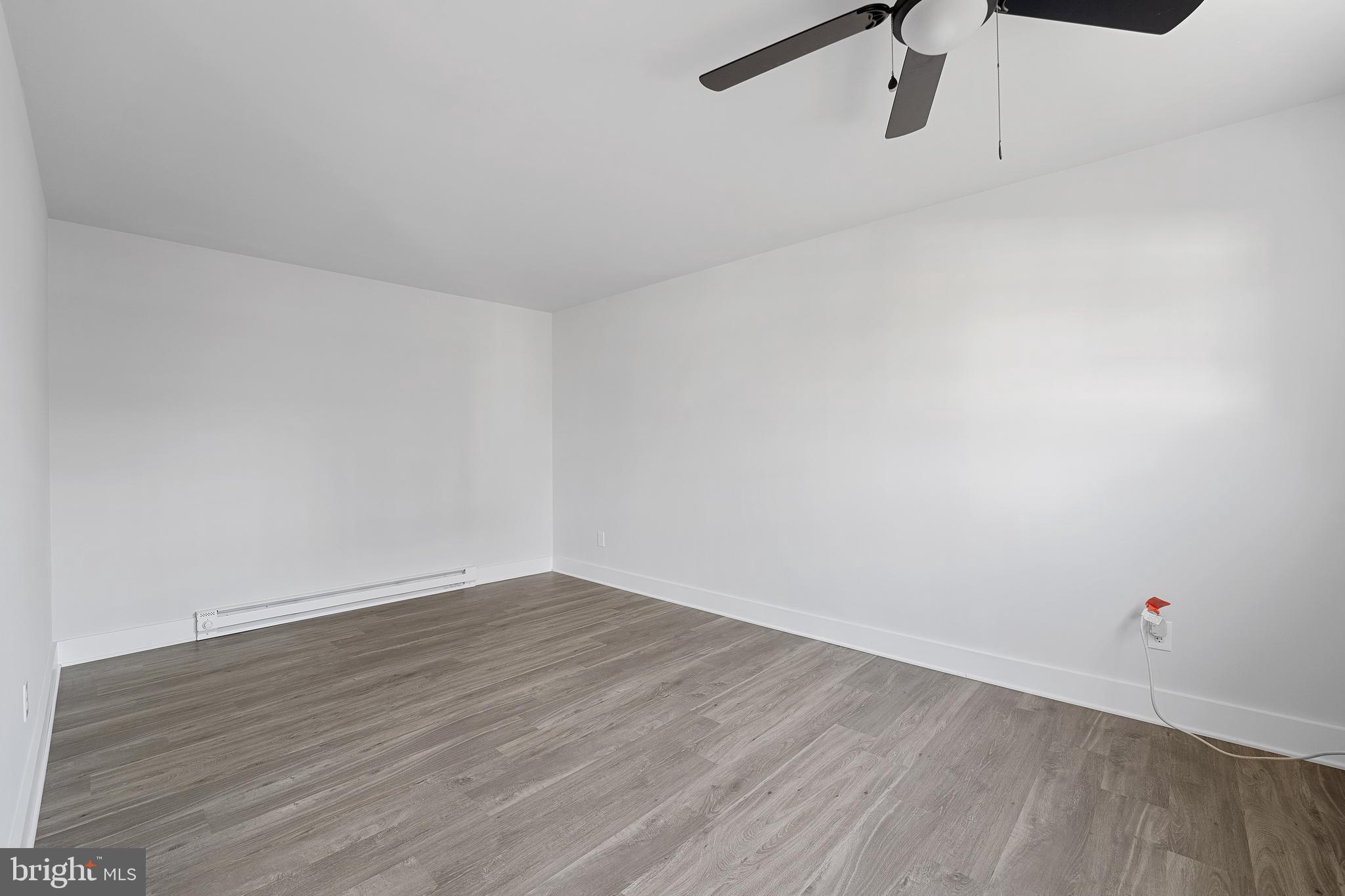 1117 Caroline Street, Unit E Fredericksburg, VA 22401 - Photo 3 of 17 a view of a room