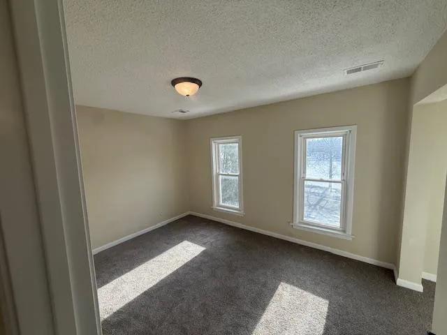 $274,900 | 1083 Beech Street, St. Paul, MN 55106