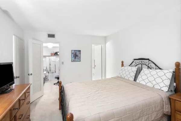 $1,850 | 4500 North Federal Highway, Unit 272H, Lighthouse Point, FL 33064