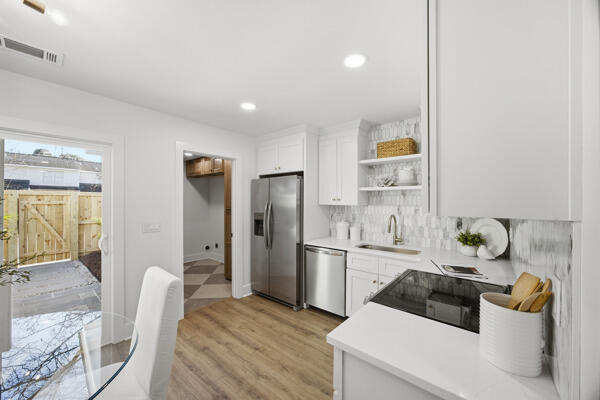 1672 Hunter's Run Drive Mount Pleasant, SC 29464 - Photo 8 of 22 hr6