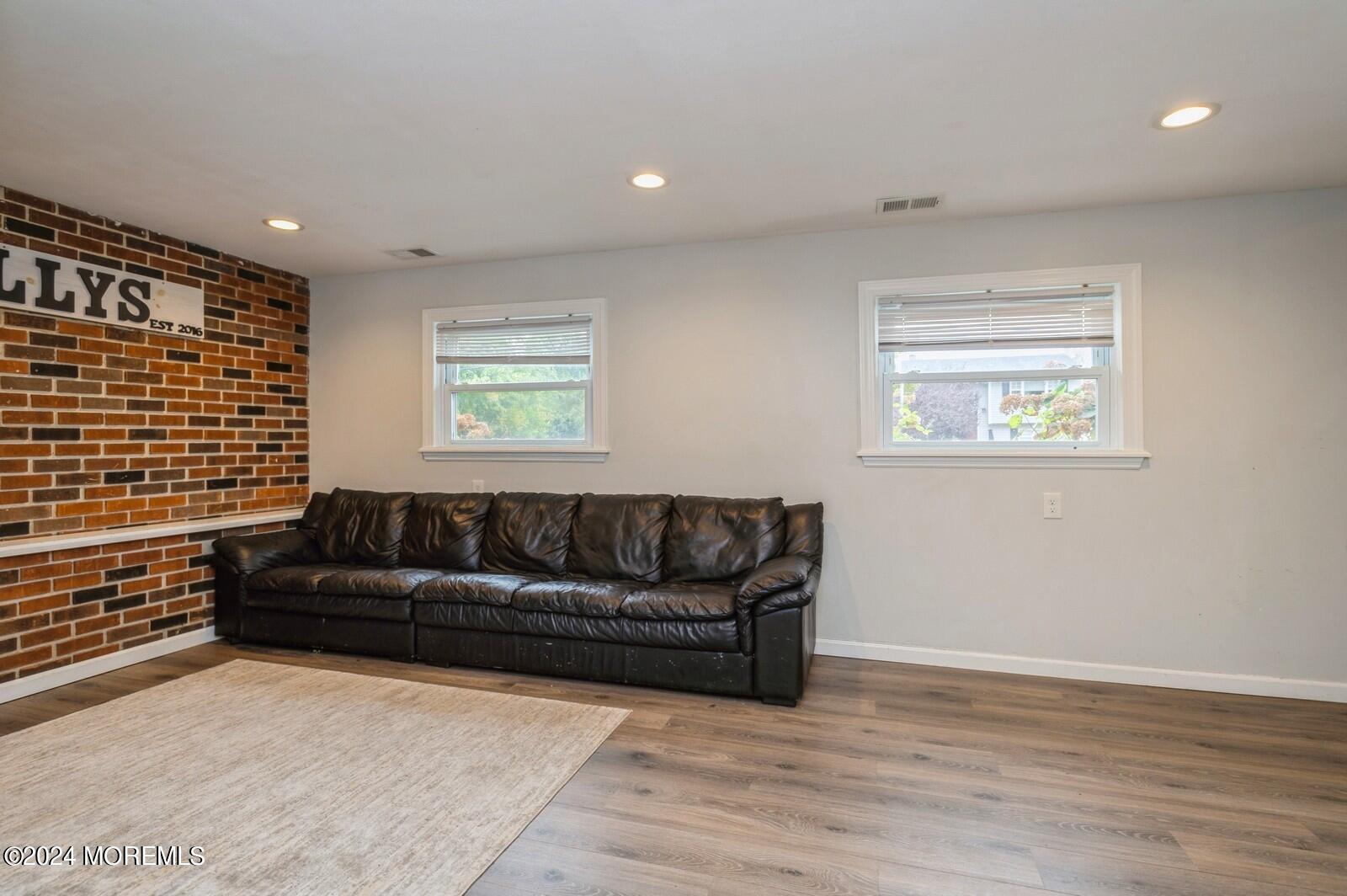 42 Oak Terrace Howell, NJ 07731 - Photo 12 of 24 12_42OakTerrace_3001_FamilyRoom_Large