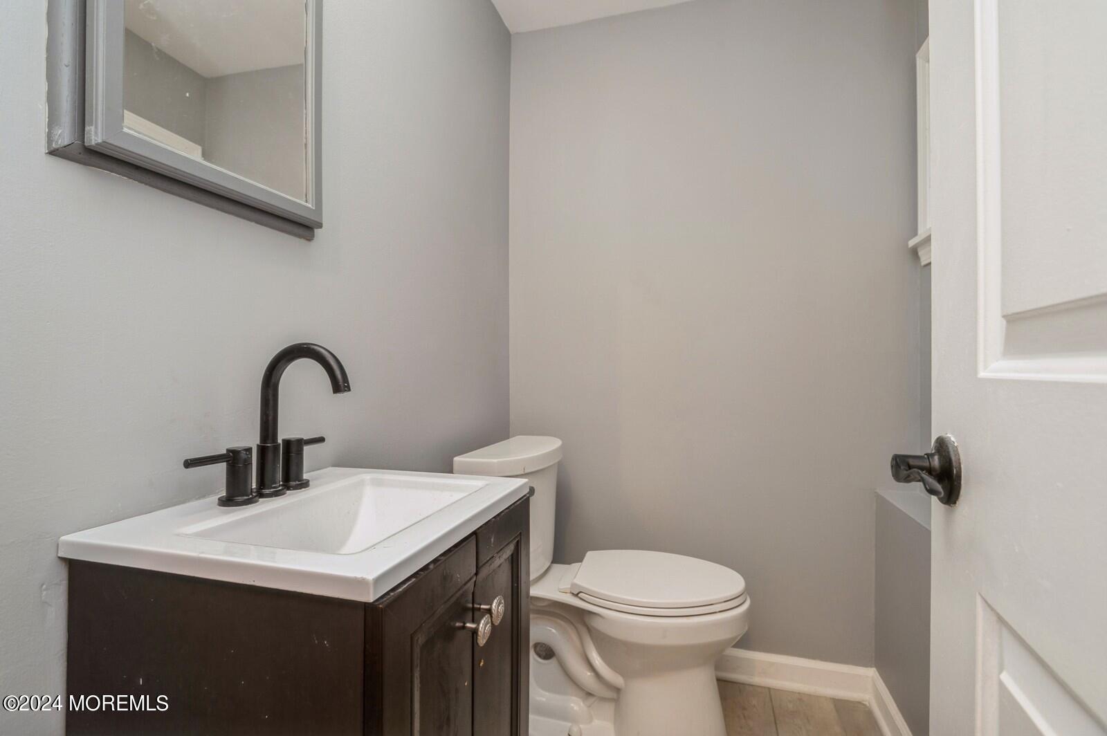 42 Oak Terrace Howell, NJ 07731 - Photo 14 of 24 1000006124