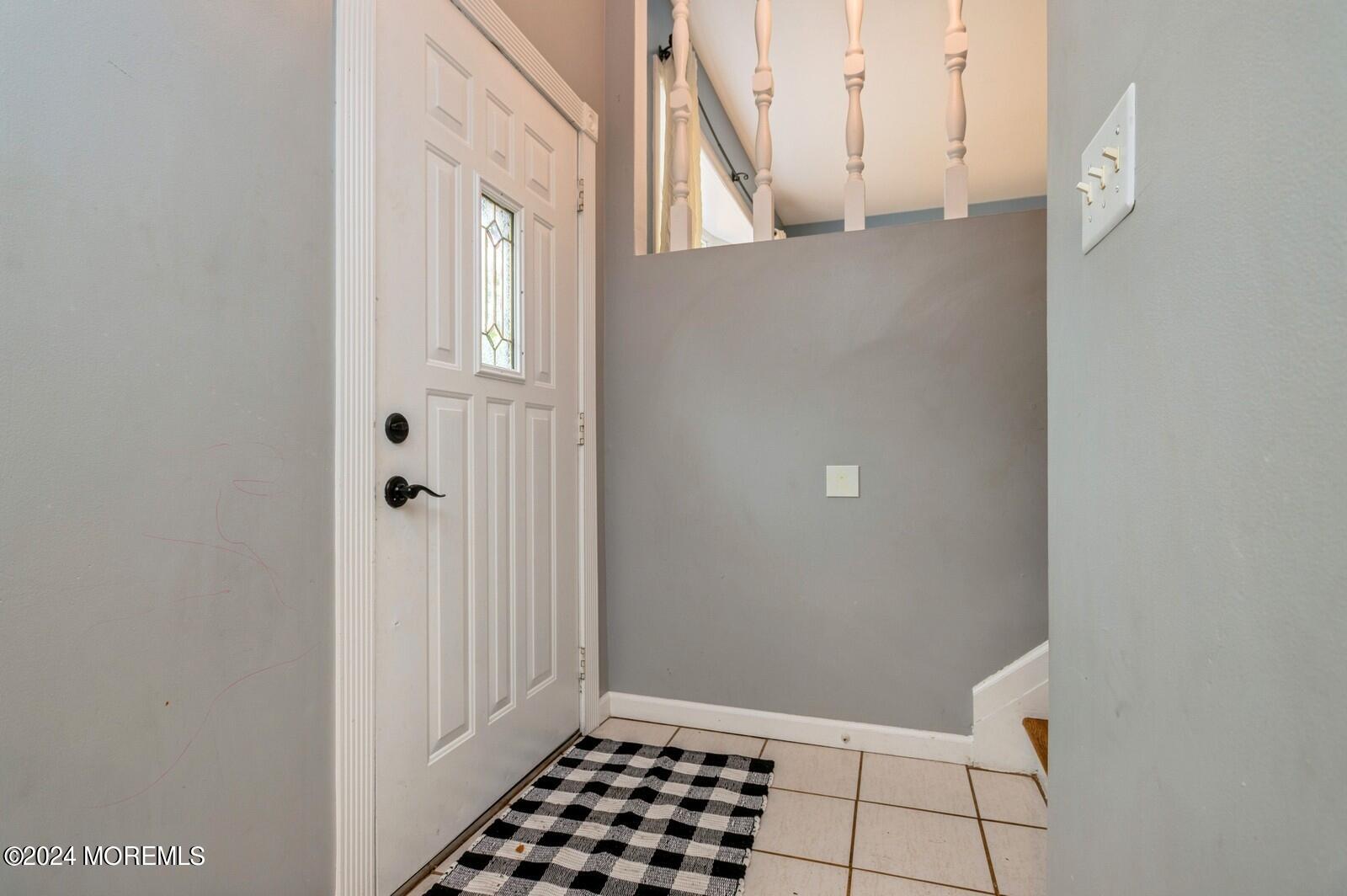 42 Oak Terrace Howell, NJ 07731 - Photo 2 of 24 1000006116