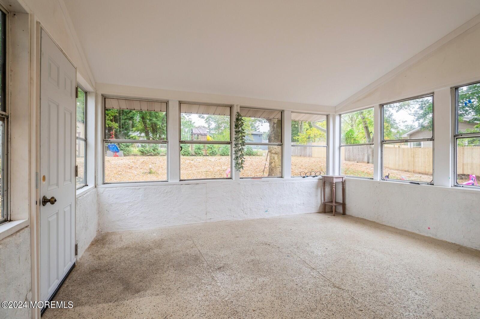 42 Oak Terrace Howell, NJ 07731 - Photo 22 of 24 1000006114