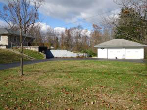 1465 East Oolitic Road Bedford, IN 47421 - Photo 2 of 25 Gallery Image 2