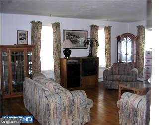 803 Old Forge Road Oxford, PA 19363 - Photo 9 of 12 Gallery Image 9